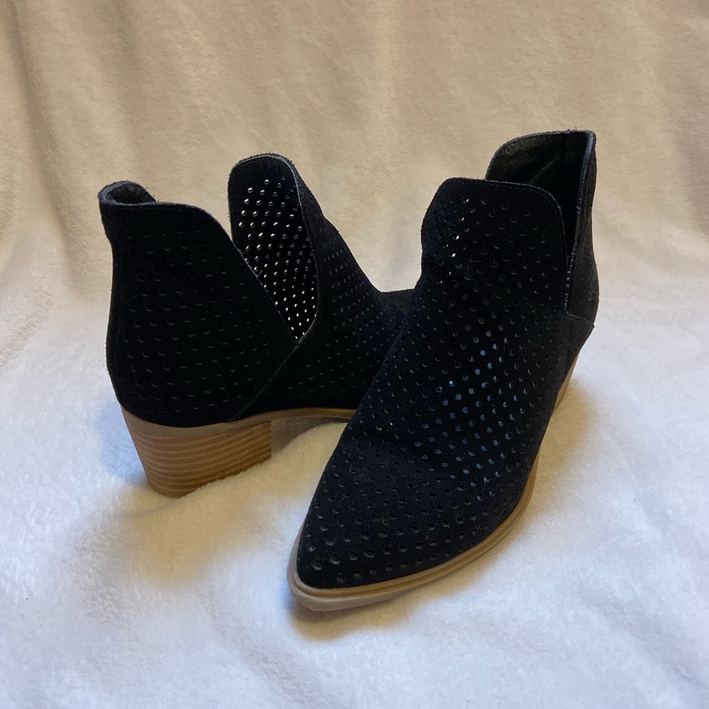 Steve Madden Danese Perforated Ankle Boot